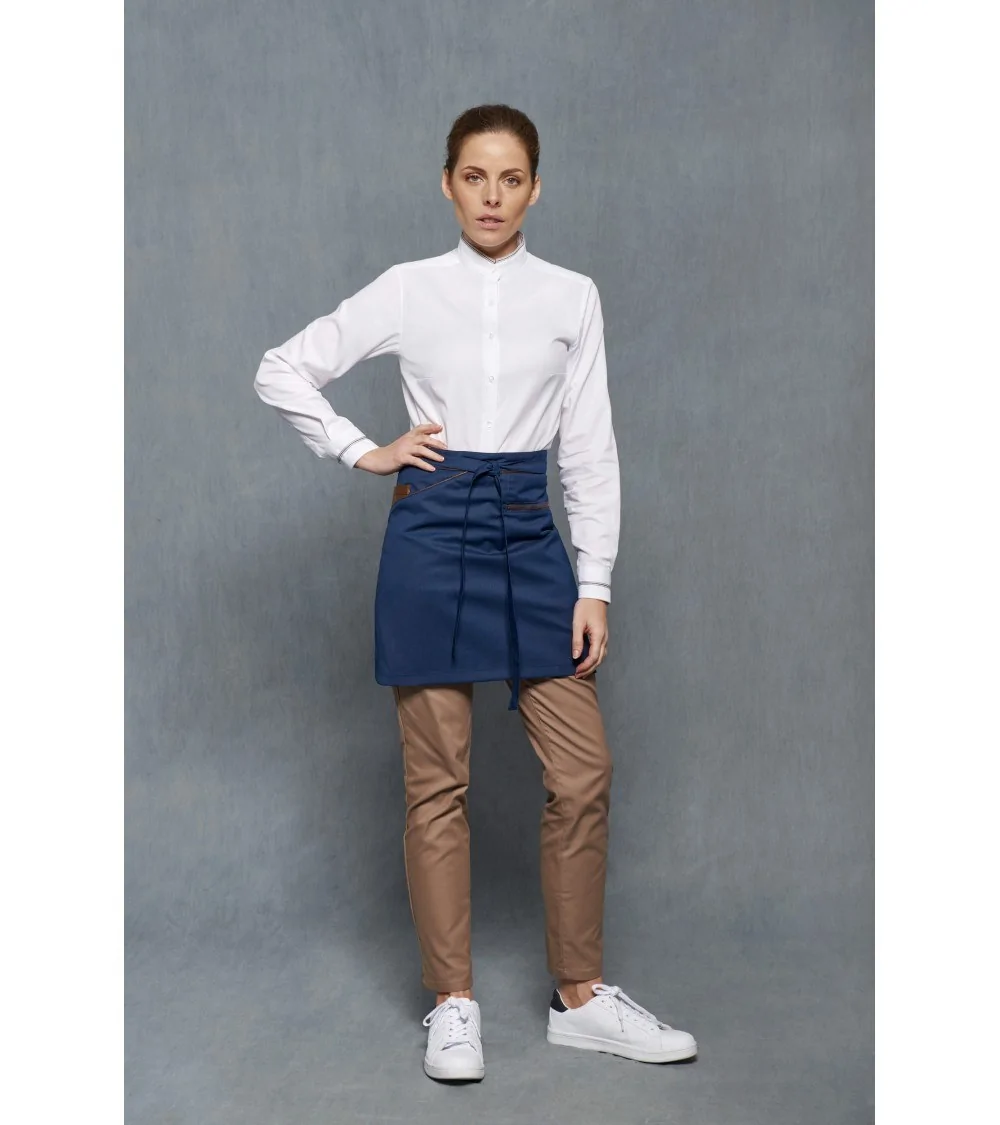 DELANTAL CORTO TIRAS AJUSTABLES frente