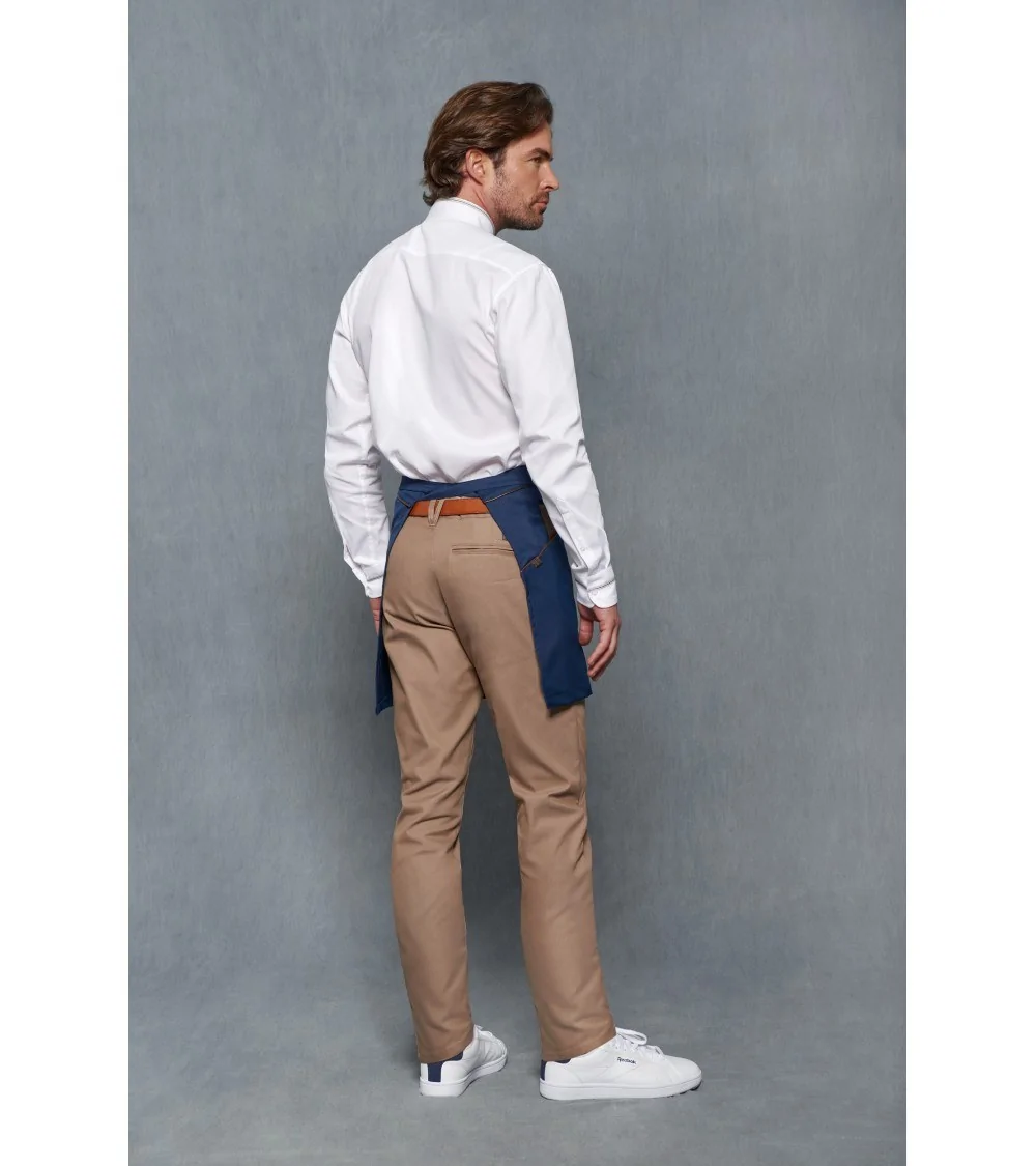 DELANTAL CORTO TIRAS AJUSTABLES frente