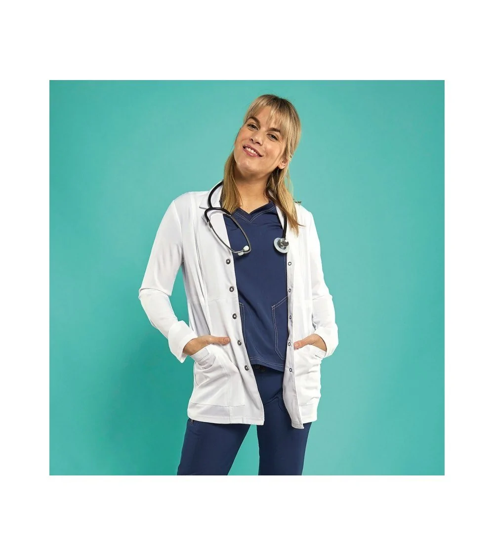 BATA CORTA ENTALLADA PARA MUJER