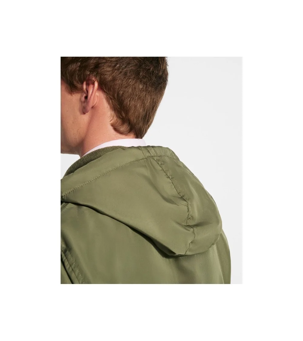 CHAQUETA LIGERA REPELENTE AL AGUA