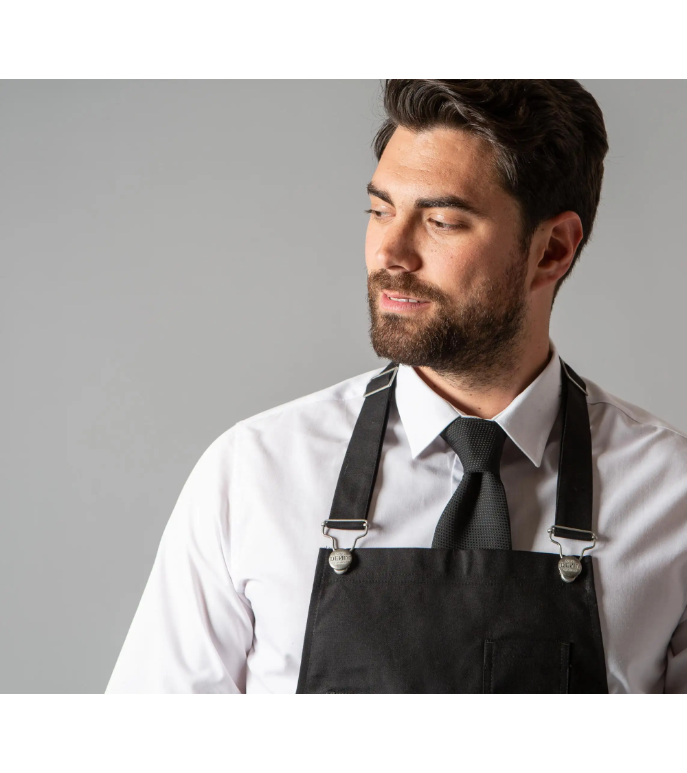 DELANTAL SATINADO CON PETO