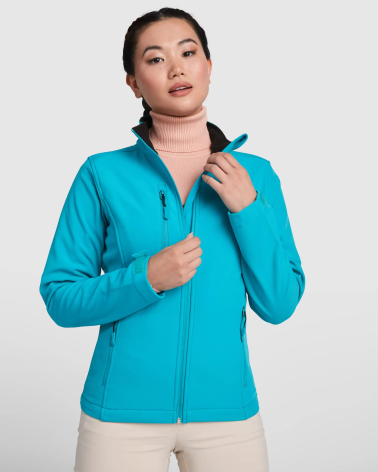 SOFTSHELL MUJER CON FORRO MICROPOLAR