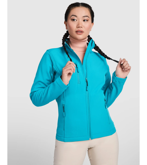 SOFTSHELL MUJER CON FORRO MICROPOLAR