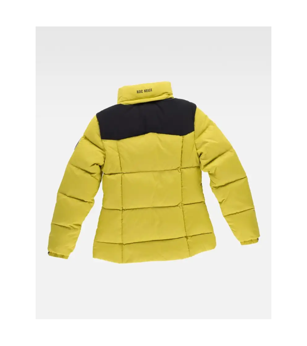 PARKA DE MUJER CON CAPUCHA Y RELLENO DE PLUMAS