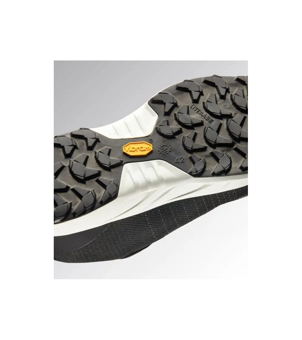 CALZADO BAJO DE SEGURIDAD S3L LIGERO SIN METALES