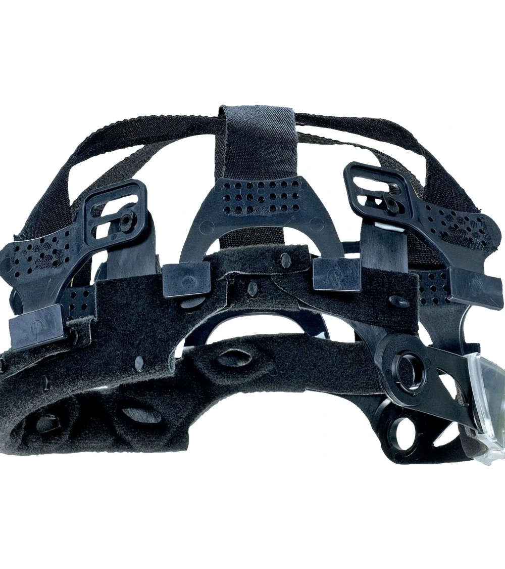 CASCO PARA ALTURAS Y AISLANTE ELECTRICO EJEMPLO DE USO