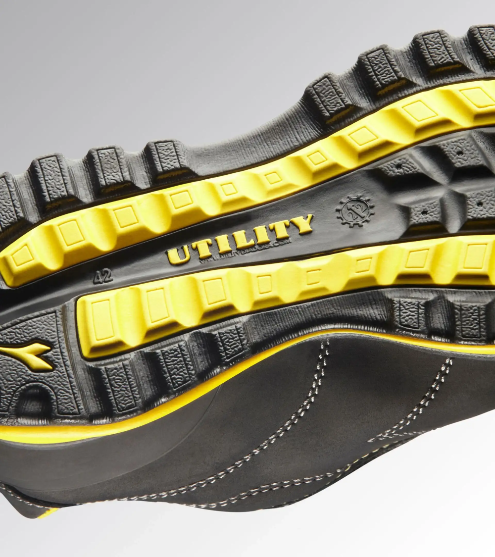 ZAPATILLA NOBUCK S3S PUNTERA ALUMINIO EJEMPLO DE USO