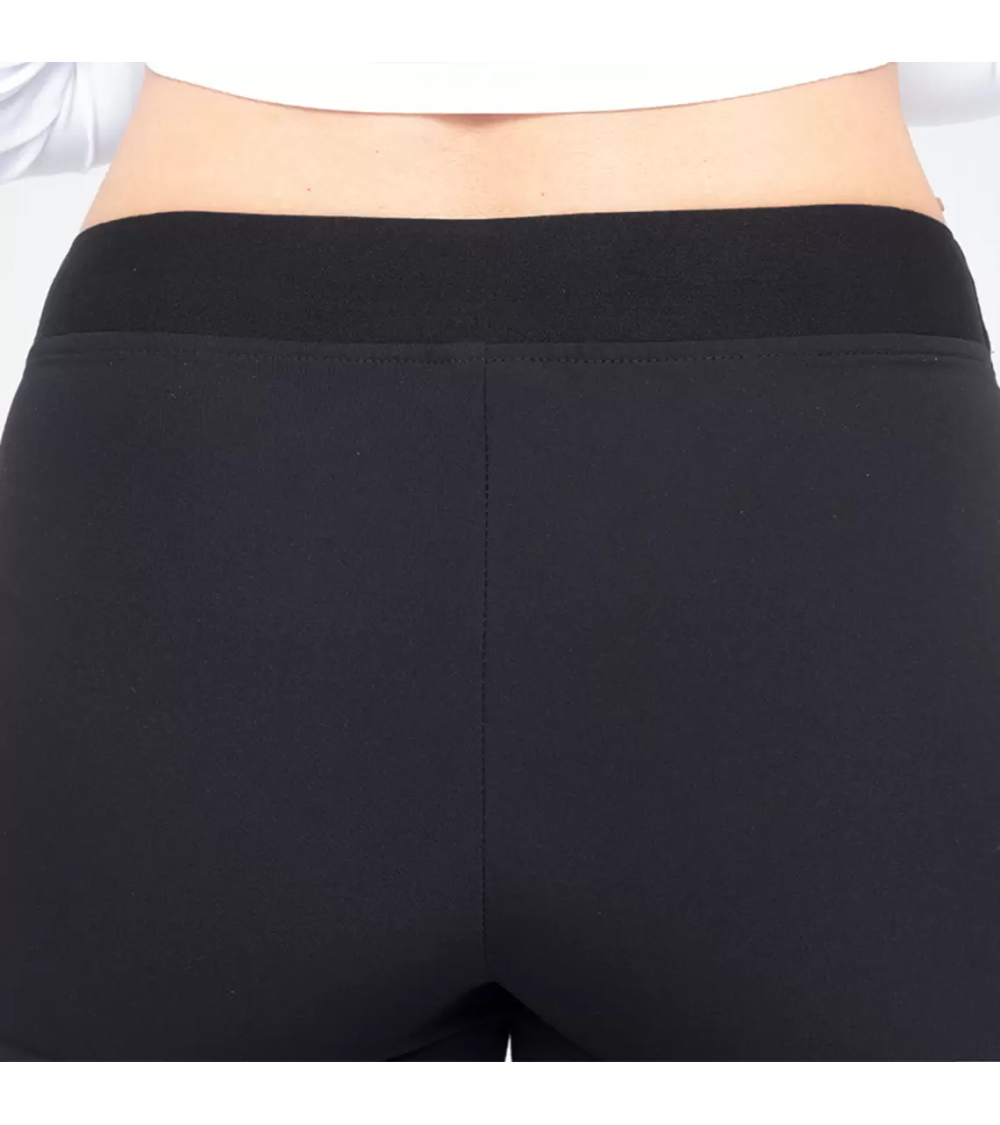 PANTALÓN SLIM FIT MUJER RECEPCIÓN HOSTELERIA EJEMPLO DE USO