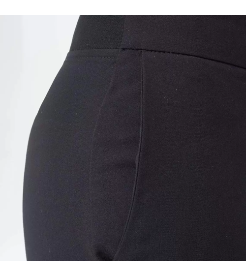 PANTALÓN SLIM FIT MUJER RECEPCIÓN HOSTELERIA EJEMPLO DE USO