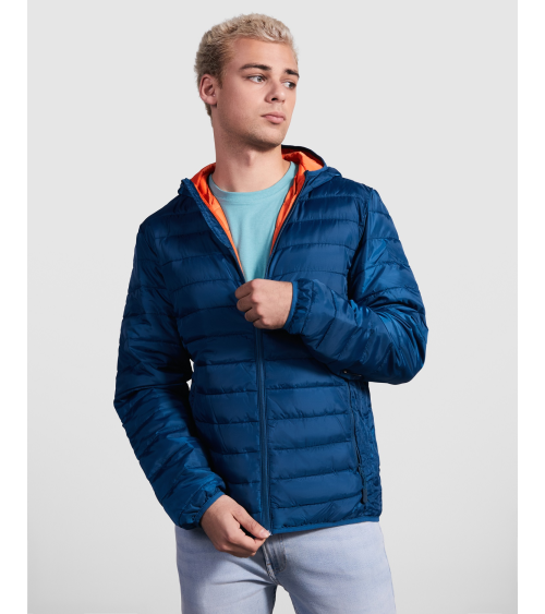 CHAQUETA HOMBRE TIPO PLUMA CON CAPUCHA AZUL LUNA MODELO