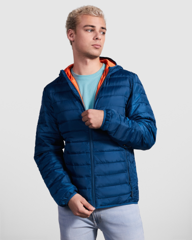 CHAQUETA HOMBRE TIPO PLUMA CON CAPUCHA AZUL LUNA MODELO