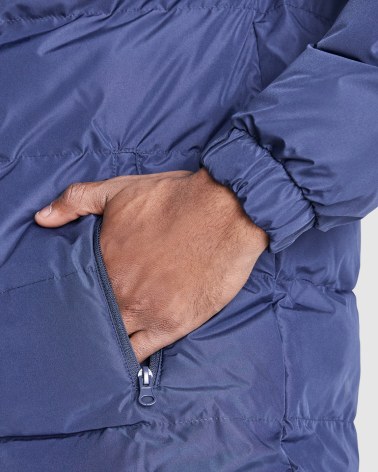 PARKA DEPORTIVA ACOLCHADA AZUL MARINO DETALLE DE BOLSILLO