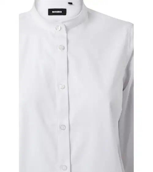 CAMISA MUJER POPELIN MANGA LARGA STRETCH BLANCO EJEMPLO DE USO