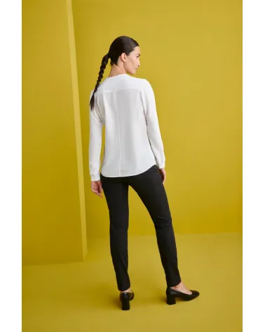 BLUSA CON BOLSILLOS Y CAIDA SUAVE BLANCO ESPALDA