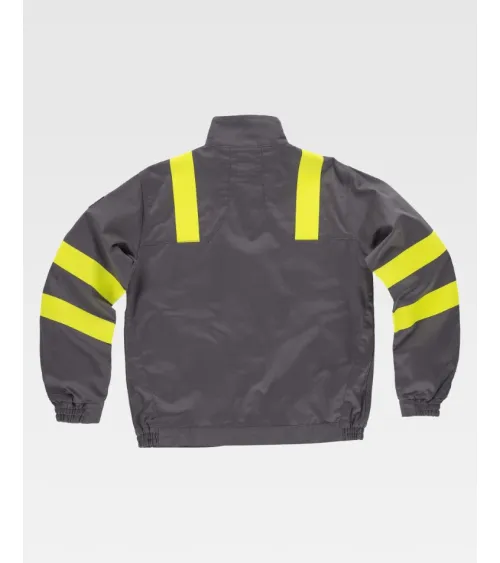 GRIS + AMARILLO A.V. EJEMPLO DE USO