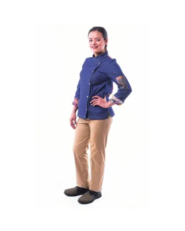 PANTALÓN UNISEX COCINA MICROFIBRA BEIGE EJEMPLO DE USO