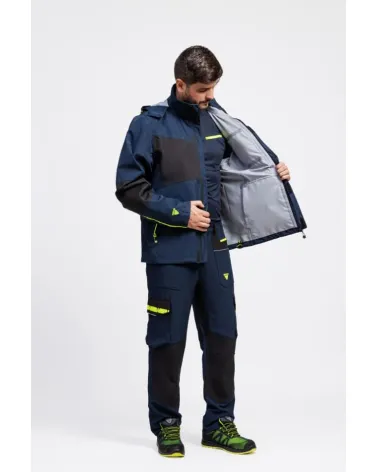 CHAQUETA IMPERMEABLE TRANSPIRABLE CON CAPUCHA MARINO FORRO