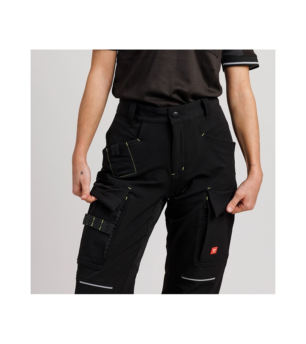 PANTALÓN TÉCNICO MULTIBOLSILLOS CORTAVIENTOS HIDRÓFUGO