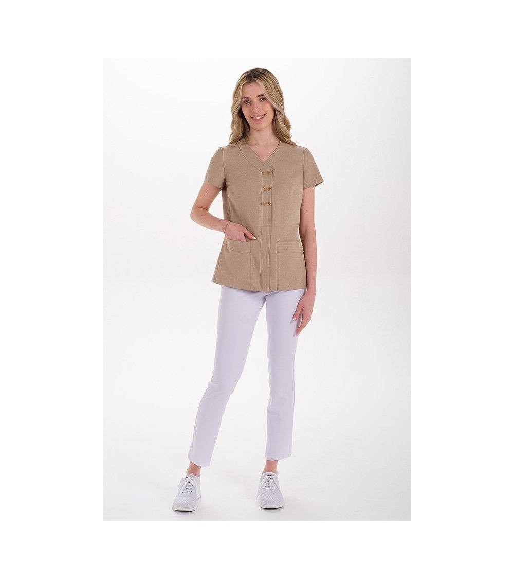 CASACA ESTÉTICA CON DETALLES DE RASO