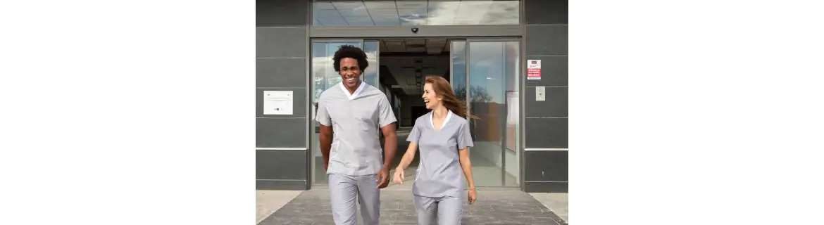 Uniforme de enfermería | Comprar uniformes de enfermera online